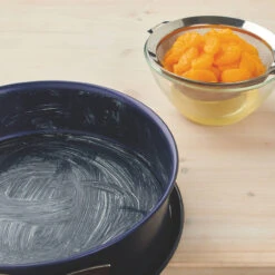 Dr. Oetker Mandarinen Schmand Kuchen 12 Dr. Oetker Mandarinen Schmand Kuchen -Deutschland Snack Verkäufe 2024 1 01 800000 MandarinenSchmand 2023 Handling1 1500x1500 jpg 1280x1280