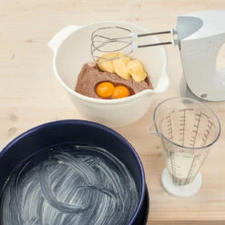 Dr. Oetker Maulwurf Kuchen -Deutschland Snack Verkäufe 2024 1 01 801900 Maulwurfkuchen Handling1 2023 1500x1500 2 jpg 1280x1280