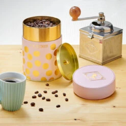 Dr. Oetker Aromadose "puder-gold" -Deutschland Snack Verkäufe 2024 112204 3 A Kaffeedose puder 1500x1500 1280x1280