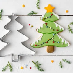 Dr. Oetker Riesen-Ausstecher / Backrahmen "Tannenbaum" 15 Dr. Oetker Riesen-Ausstecher / Backrahmen "Tannenbaum" -Deutschland Snack Verkäufe 2024 172204 Backrahmen Tannenbaum Mood 1200x1200 1 1280x1280