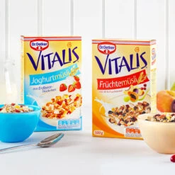 Dr. Oetker Vitalis Joghurtmüsli -Deutschland Snack Verkäufe 2024 A 60 1 01 658900 Fruchtemusli 500g 1 1500x1500 jpg 1280x1280